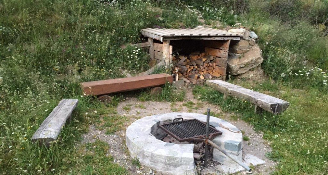 Feuerstelle Peil; Foto: Remo Tönz Feuerstelle Peil; Foto: Remo Tönz