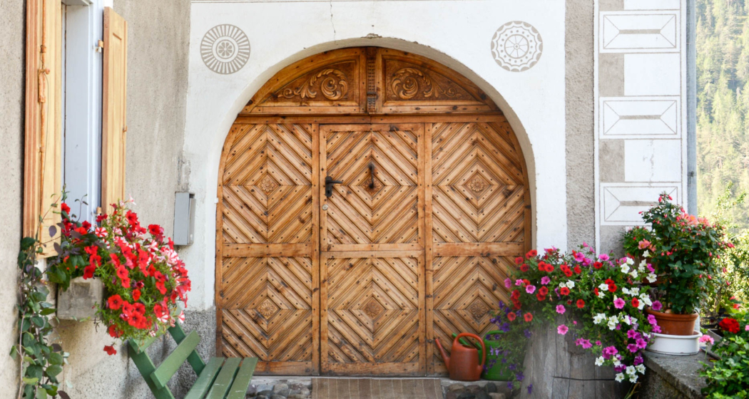 Das Sulèrportal musste gross genug für einen Heuwagen sein.