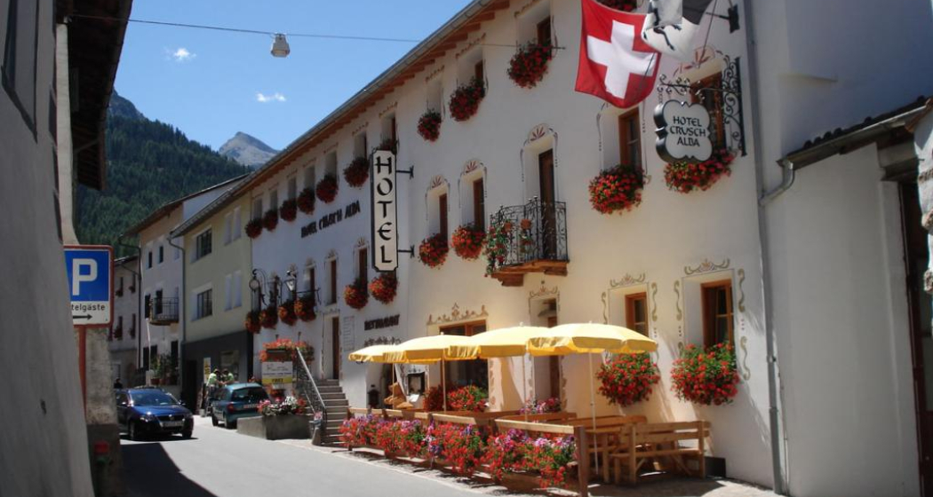 Hotel Crusch Alba (oua_17289949_image) Hotel Crusch Alba (oua_17289949_image)