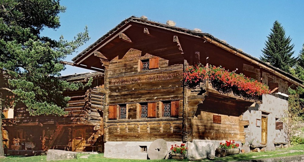 Nutli Hüschi von aussen