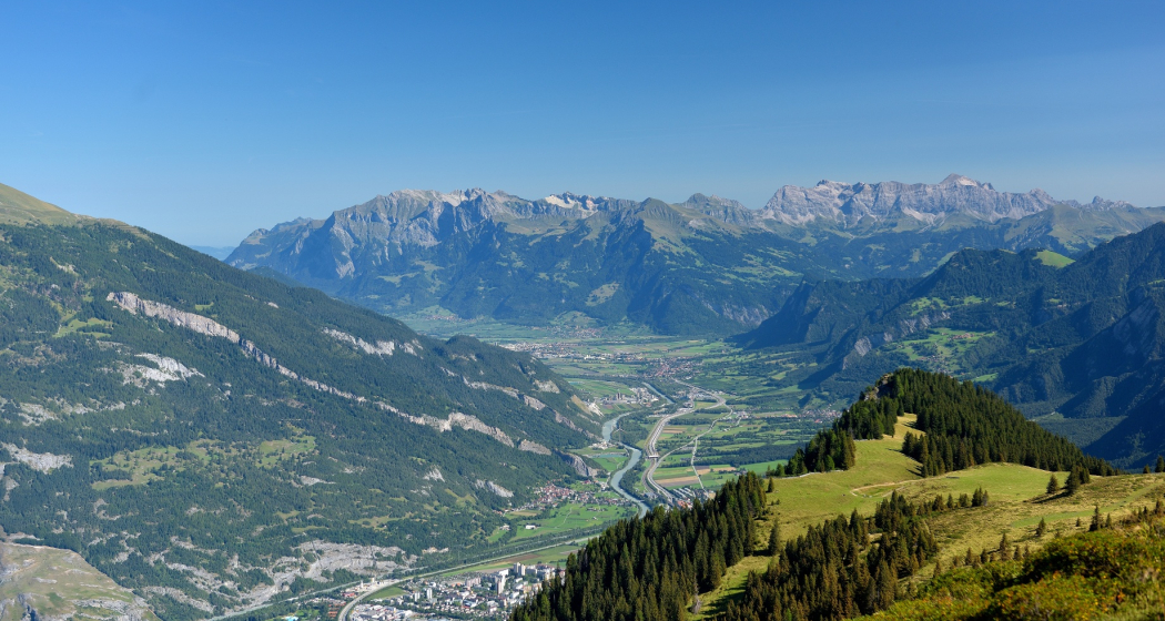 Brambrüesch-Pradaschier (via Dreibündenstein - grosse Route) Brambrüesch-Pradaschier (via Dreibündenstein - grosse Route)