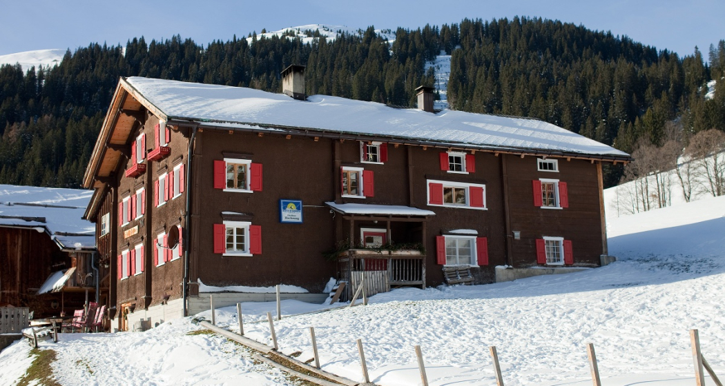 Mitten im Winterwunderland von Furna. Mitten im Winterwunderland von Furna.