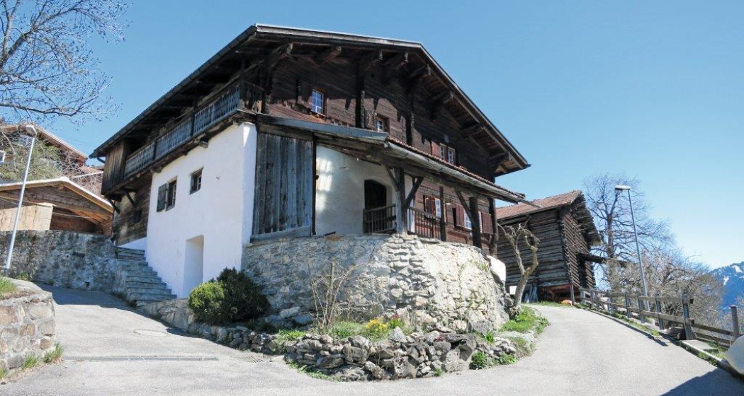 Holzhaus Castiel Holzhaus Castiel