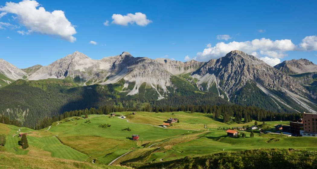 Aussicht von der Feuerstelle Maraner Hüschi Aussicht von der Feuerstelle Maraner Hüschi