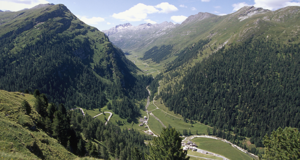Avers Cröt mit Blick ins Madrisertal Avers Cröt mit Blick ins Madrisertal