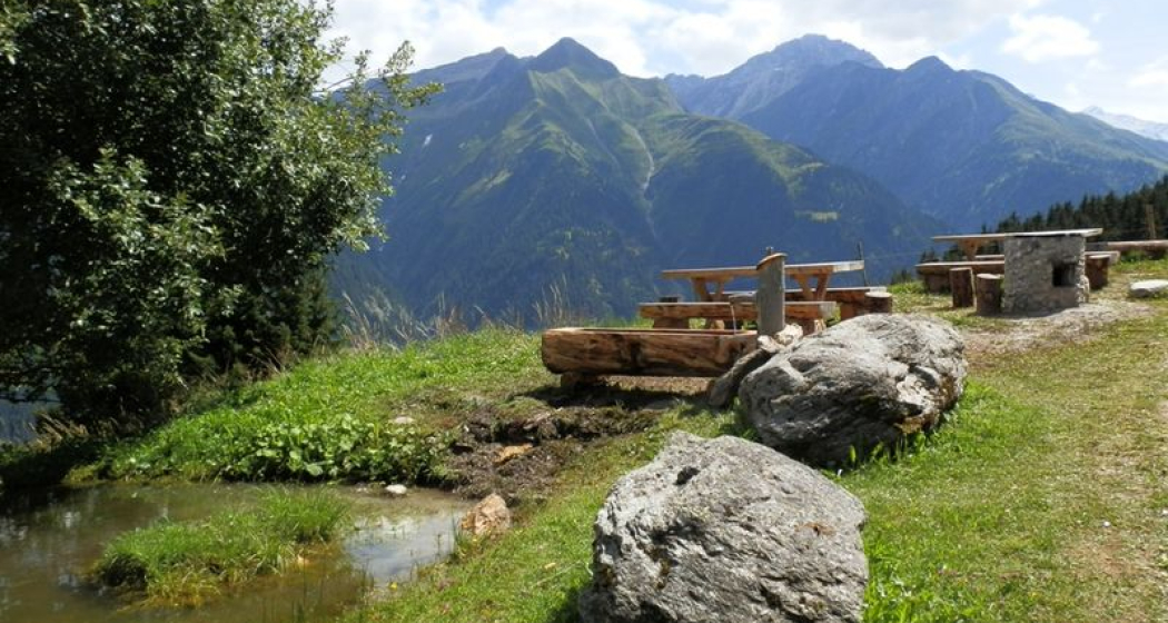 Grillstelle Plaun Sogn Martin Grillstelle Plaun Sogn Martin