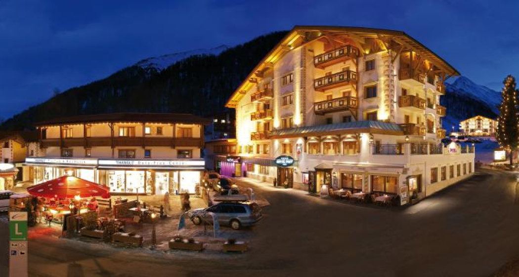 Hangl Beauty & Exklusives Carolin (oua_24017829_image)