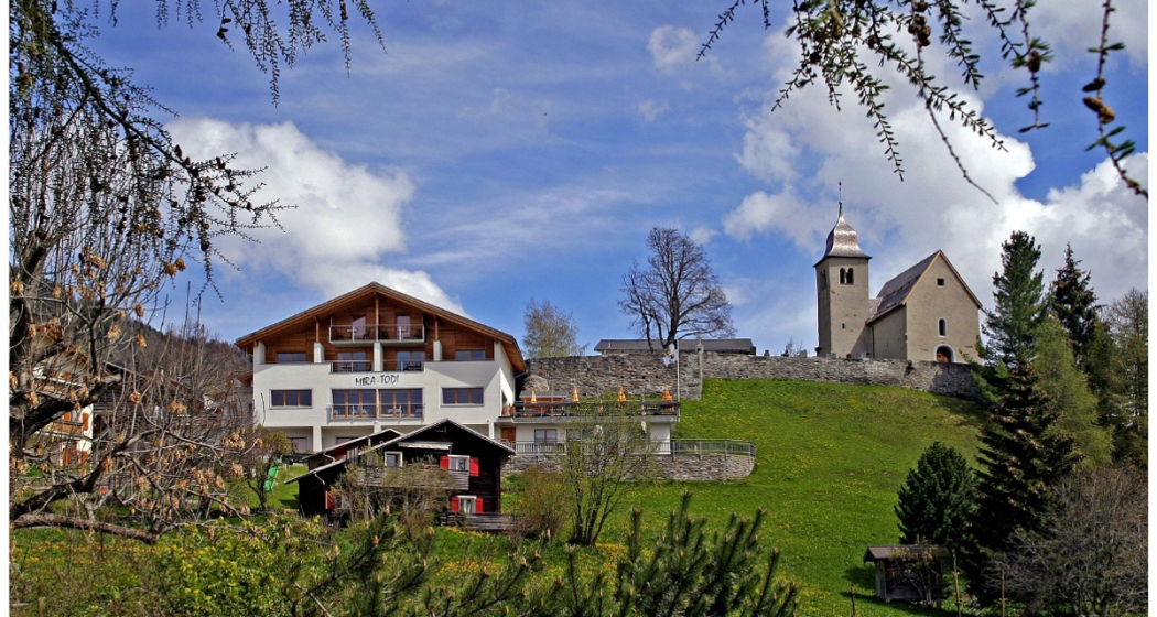 Hotel Restaurant Feldiserhof Sommer Hotel Restaurant Feldiserhof Sommer