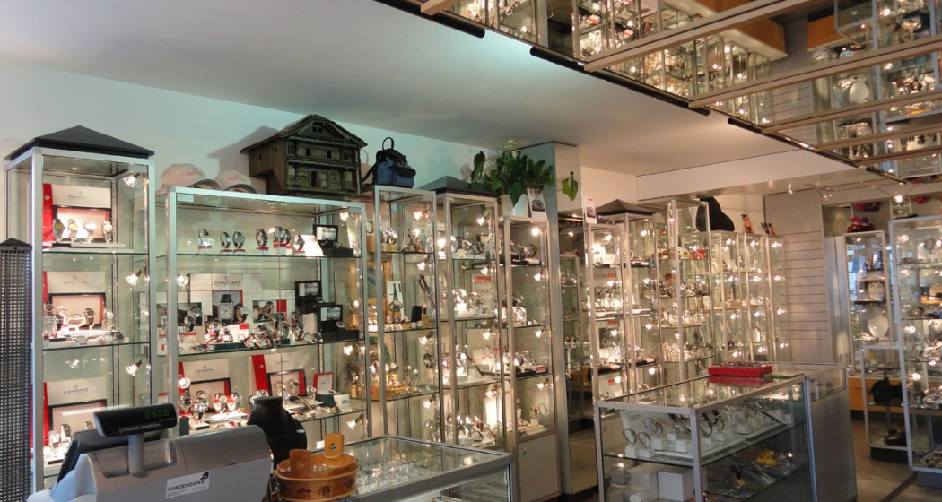 Shop Jenal (oua_25310683_image) Shop Jenal (oua_25310683_image)