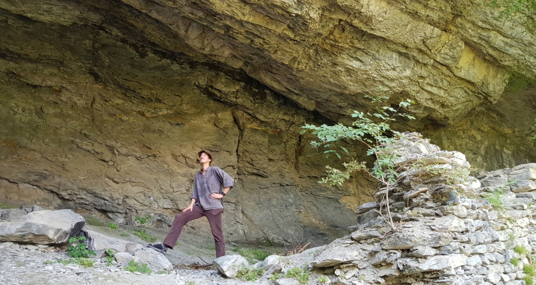 Andreas Sommer (AnimaHelvetia) in der Burgruine Grottenstein