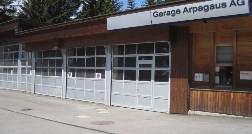 Garage aussen Garage aussen