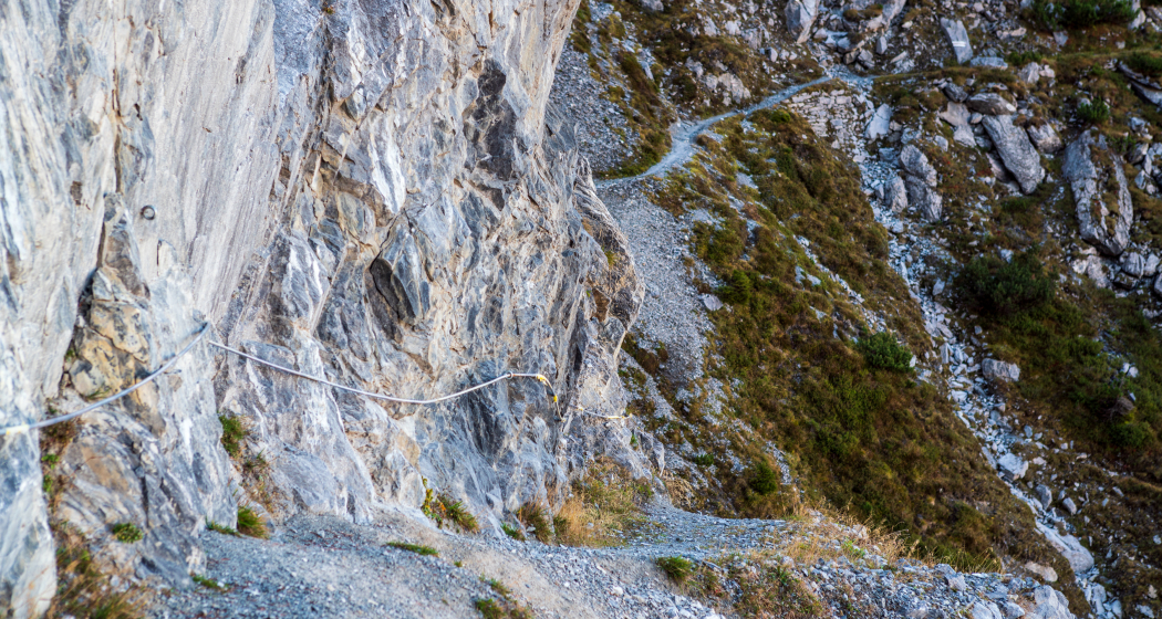 Bergwanderung zu den Strudeltöpfen auf der Alp Mora: Bargis-Trin (oua_33412675_image) Bergwanderung zu den Strudeltöpfen auf der Alp Mora: Bargis-Trin (oua_33412675_image)