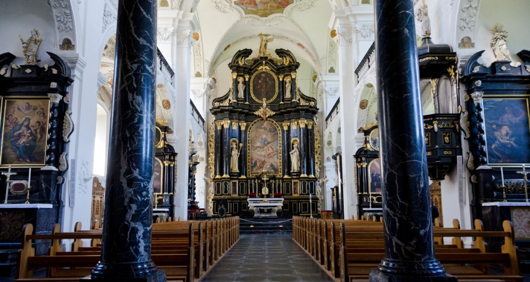 Imposantes Innenleben der Klosterkirche Pfäfers