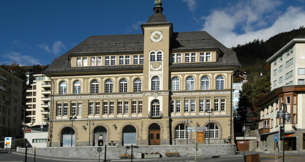 Leihbibliothek St. Moritz (oua_35345710_image) Leihbibliothek St. Moritz (oua_35345710_image)