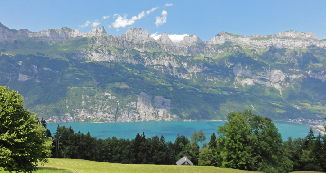 Panorama mit Churfirsten und Walensee Panorama mit Churfirsten und Walensee