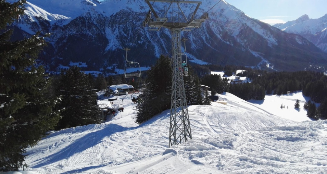 unter der Sesselbahn Tgantieni