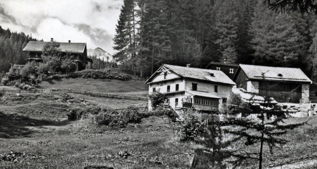 Hof Zuort und Chasa Mengelberg Hof Zuort und Chasa Mengelberg