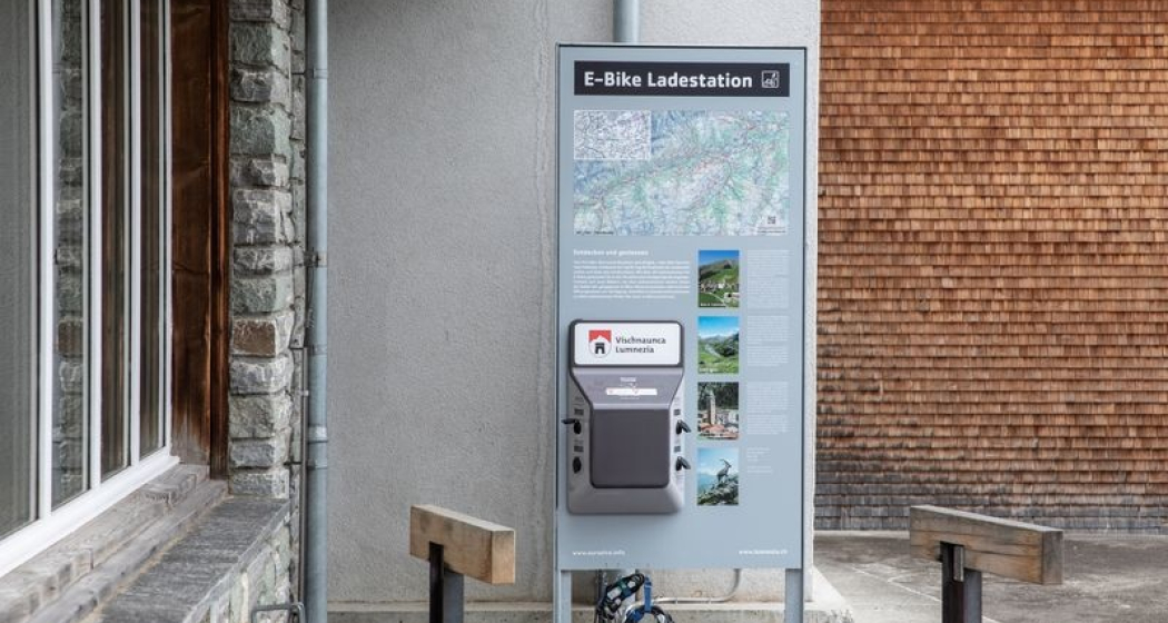 E-Bike Ladestation Vrin (oua_38631127_image) E-Bike Ladestation Vrin (oua_38631127_image)