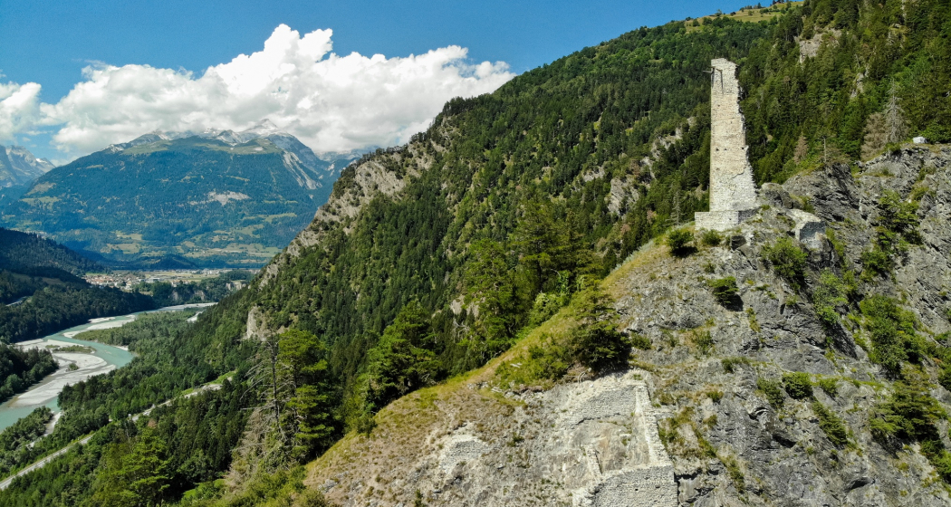 Ruine Hochjuvalt Ruine Hochjuvalt