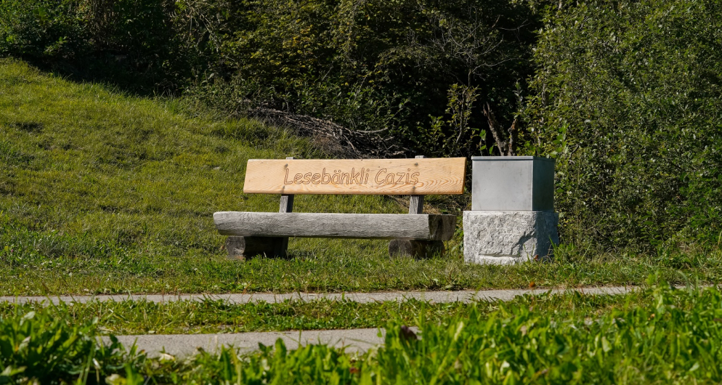Lesebänkli Lescha Lesebänkli Lescha