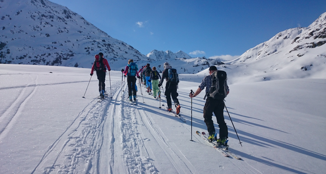 Der Hütte entgegen Der Hütte entgegen