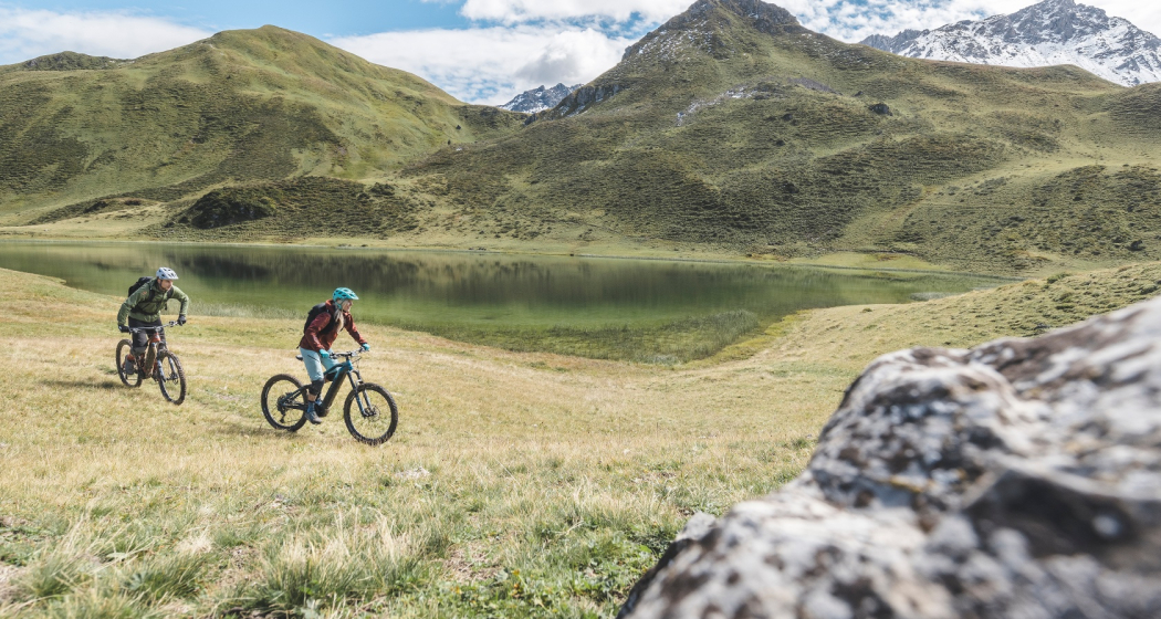Davos Klosters E-Bike Hütten-Tour (Etappe 2) (oua_43483836_image) Davos Klosters E-Bike Hütten-Tour (Etappe 2) (oua_43483836_image)