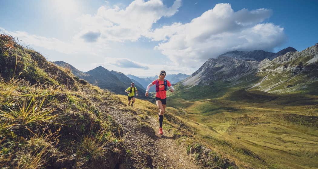 Trailrunning im Prättigau mit dem Schesaplana im Hintergrund Trailrunning im Prättigau mit dem Schesaplana im Hintergrund