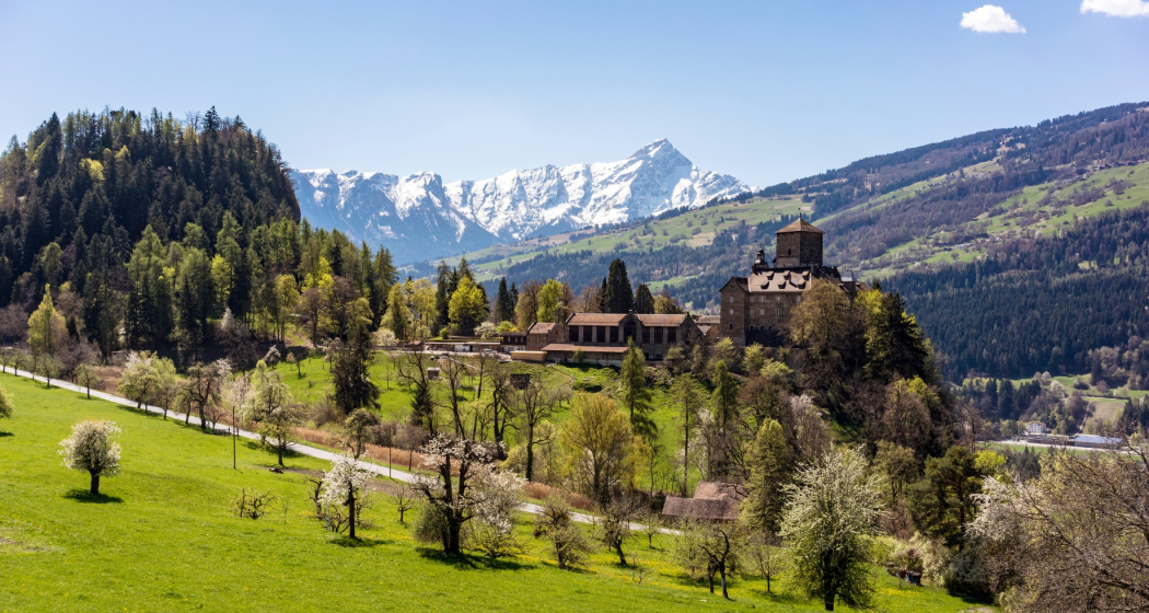 Schloss Ortenstein Sommer Schloss Ortenstein Sommer