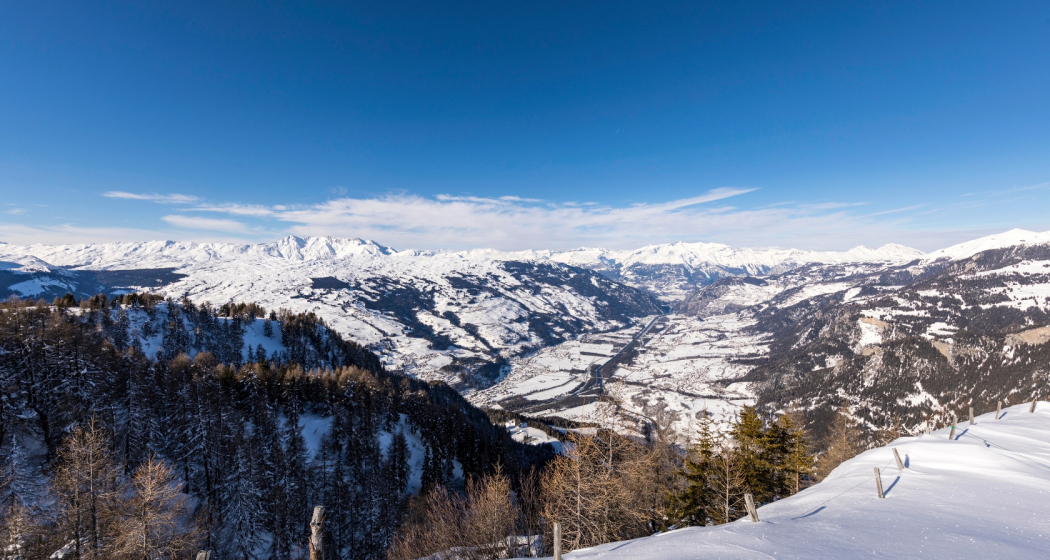 Aussicht von der Muttner Höhi Aussicht von der Muttner Höhi