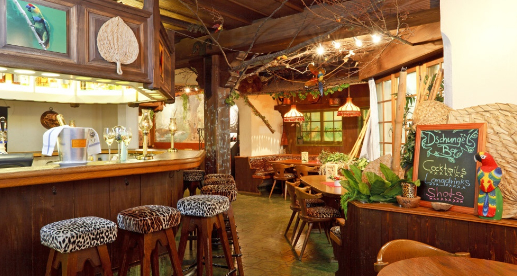 Bar-Billiard Bar-Billiard