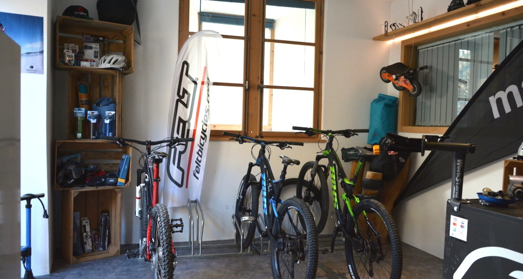 Bike Stop Lavin Bike Stop Lavin