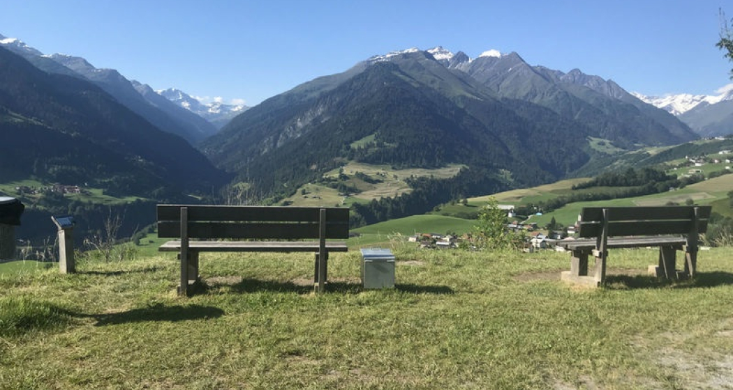 Lesebank "Caplutta", Vella (oua_50882255_image)