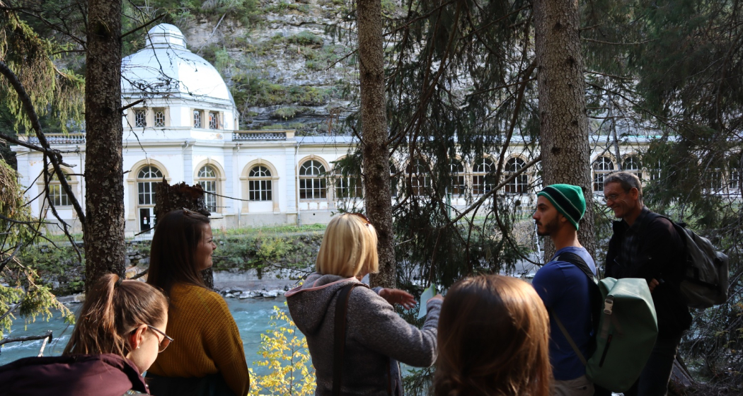 XIN LI - GESUNDHEITSTRAINING XIN LI - GESUNDHEITSTRAINING