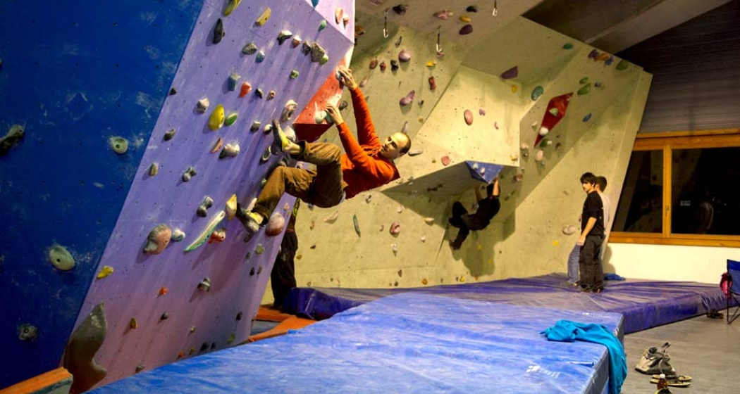 Der Boulderbereich in der Kletterhalle Küblis Der Boulderbereich in der Kletterhalle Küblis