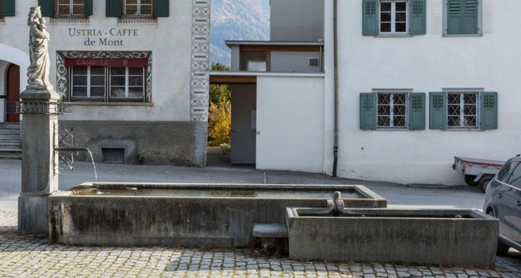 Dorfbrunnen Nossadunna, Vella (oua_54557040_image) Dorfbrunnen Nossadunna, Vella (oua_54557040_image)