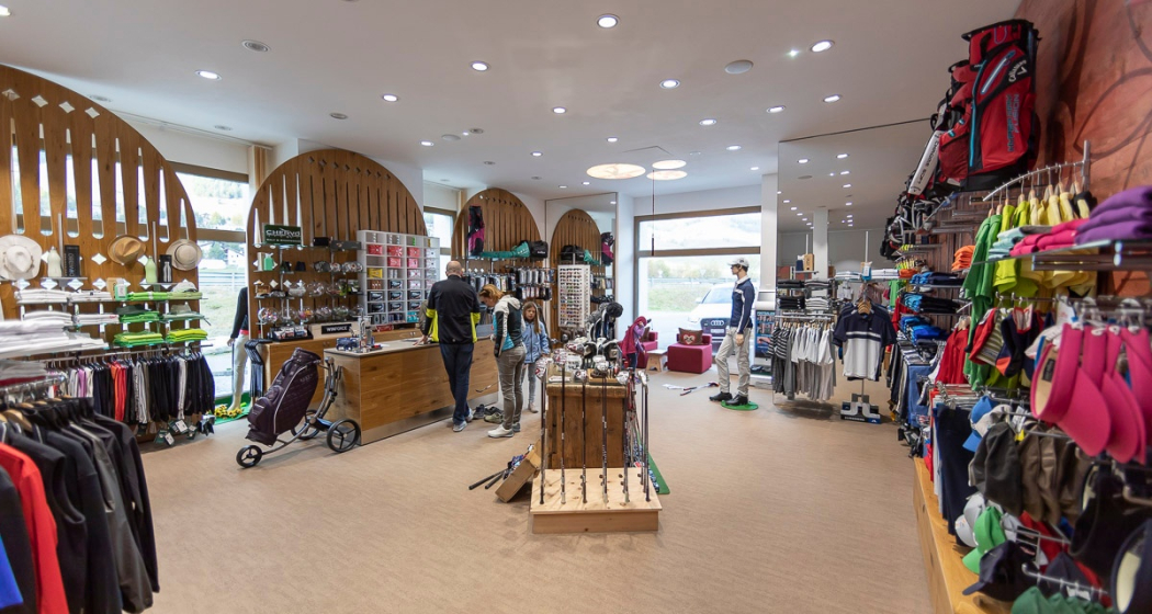 Willy Sport Golf Shop (oua_54883851_image) Willy Sport Golf Shop (oua_54883851_image)