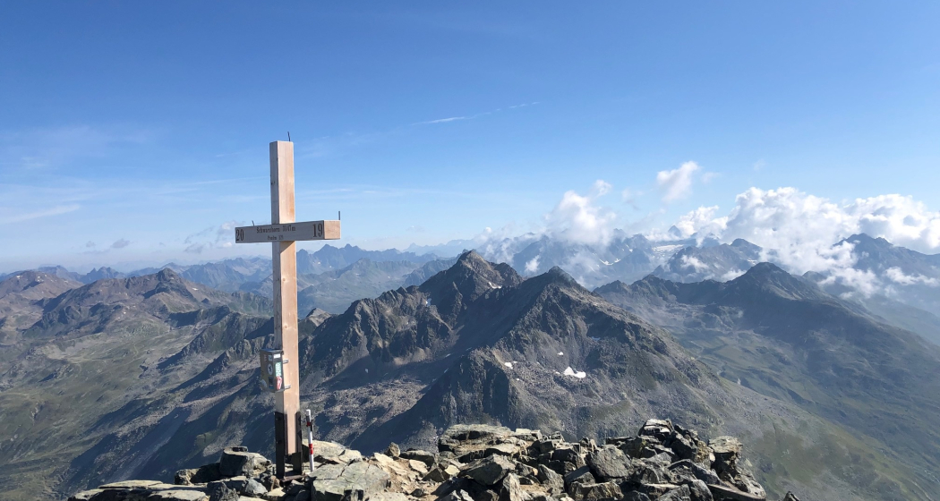 Schwarzhorn Gipfelkreuz