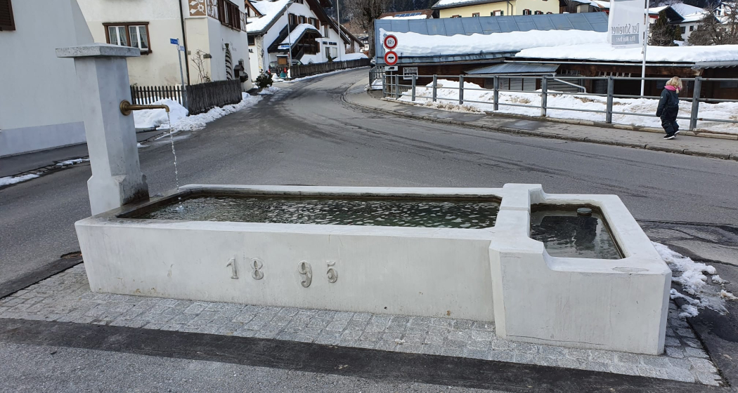 Wasserbrunnen Laax Wasserbrunnen Laax