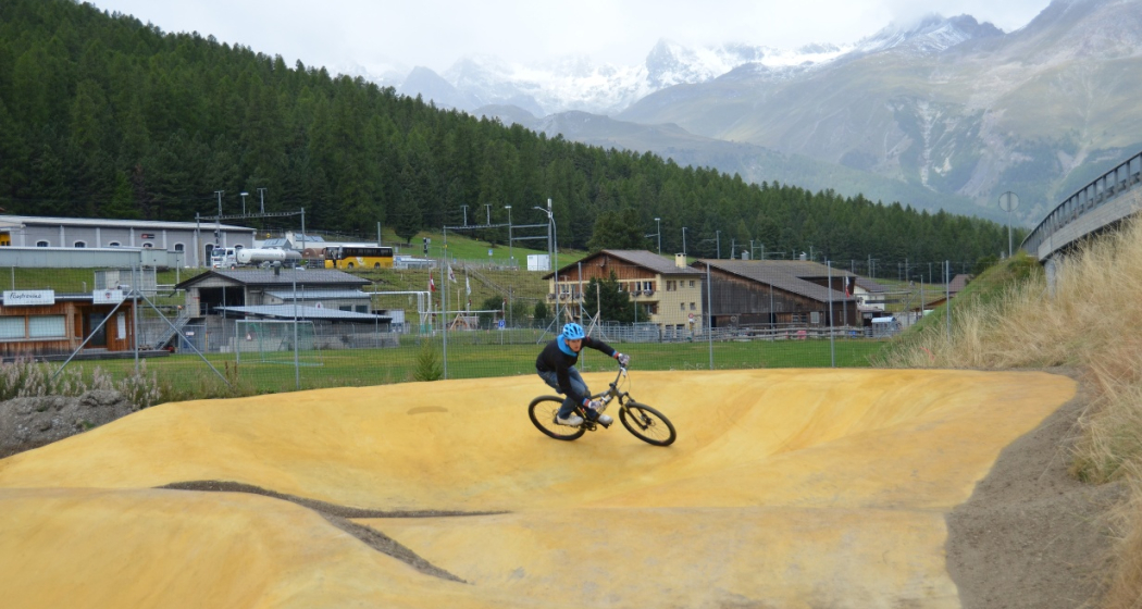 Pumptrack Cuntschett