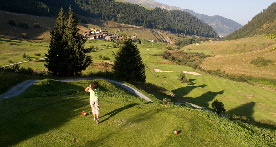Sedrun - Der erste Golfplatz am Rhein (oua_57269065_image) Sedrun - Der erste Golfplatz am Rhein (oua_57269065_image)