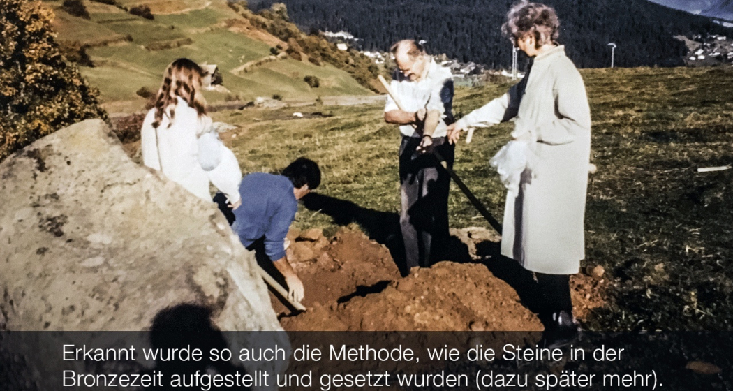 POI 06: Wiederaufrichtung von Menhiren (oua_58213190_image) POI 06: Wiederaufrichtung von Menhiren (oua_58213190_image)
