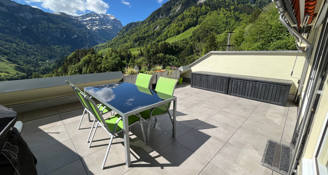 3 1/2 Zimmer-Terrassenwohnung mit Fernsicht (oua_602182435_image) 3 1/2 Zimmer-Terrassenwohnung mit Fernsicht (oua_602182435_image)