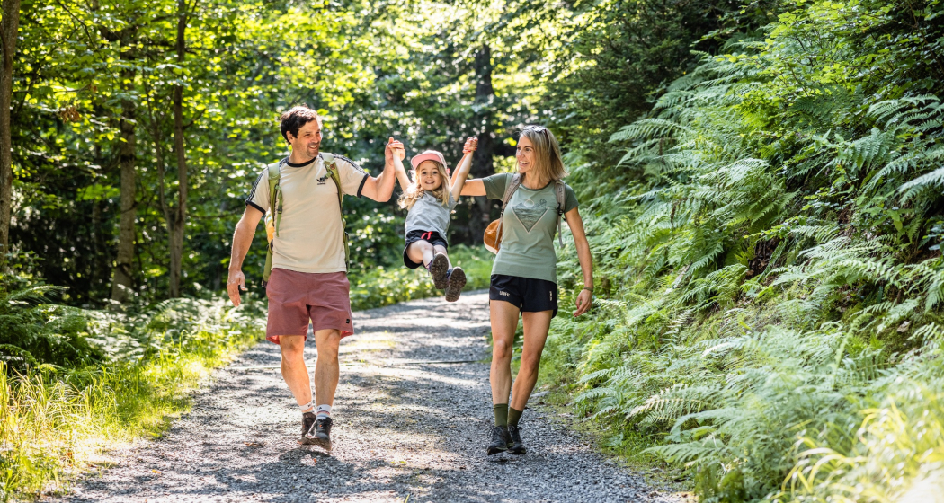 Rundwanderweg Klosters Etappe 2 - Zwergenweg (oua_602271589_image) Rundwanderweg Klosters Etappe 2 - Zwergenweg (oua_602271589_image)