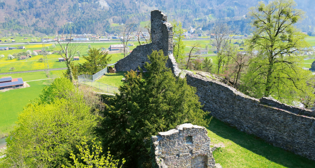 Rundwanderung um Flums (oua_603360886_image) Rundwanderung um Flums (oua_603360886_image)