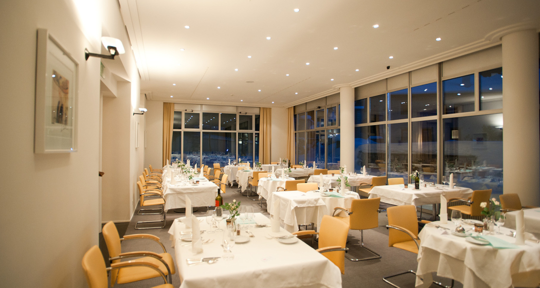 Restaurant Au Premier Hotel Schweizerhof (oua_604419016_image) Restaurant Au Premier Hotel Schweizerhof (oua_604419016_image)
