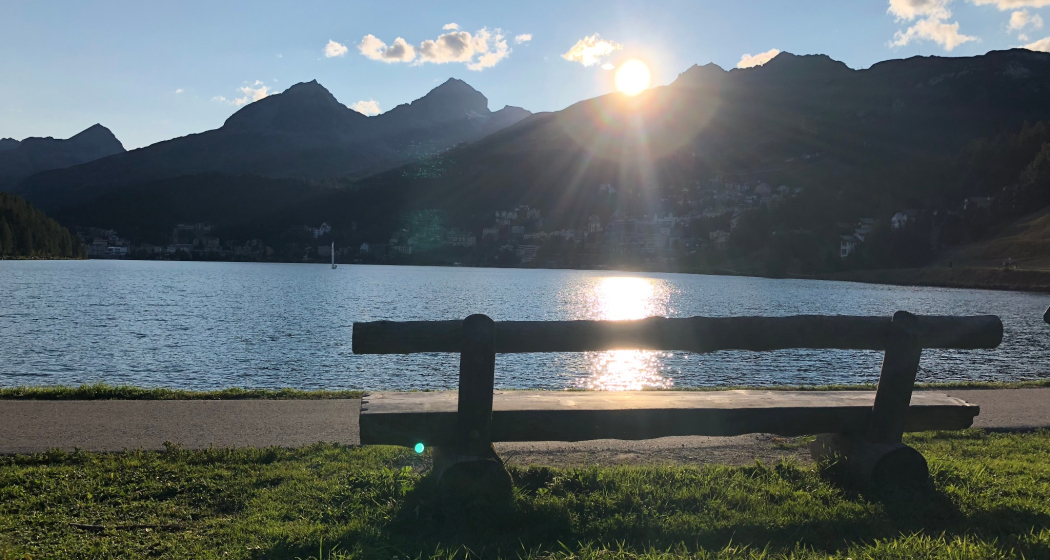 Sitzbank St. Moritzersee - Ostseite (oua_604419402_image) Sitzbank St. Moritzersee - Ostseite (oua_604419402_image)