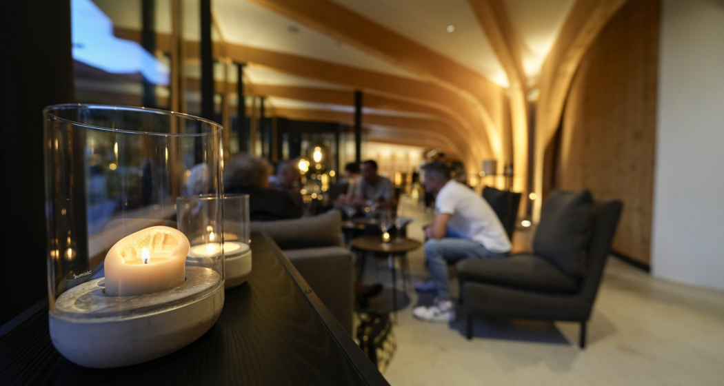 Restaurant Hotel Arnica (oua_604605653_image) Restaurant Hotel Arnica (oua_604605653_image)