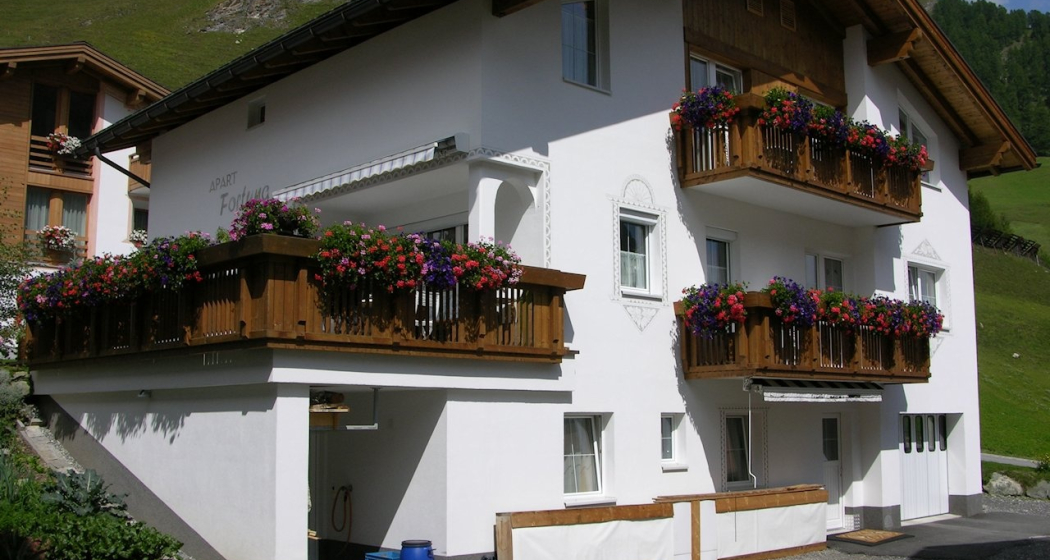 Aussenansicht Sommer Aussenansicht Sommer