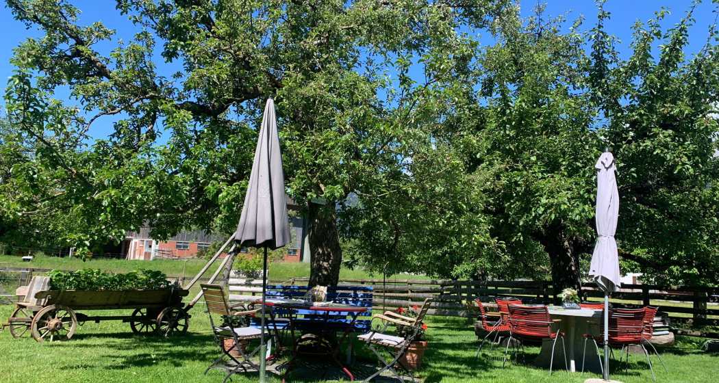 Gartencafé Mäntig Gartencafé Mäntig