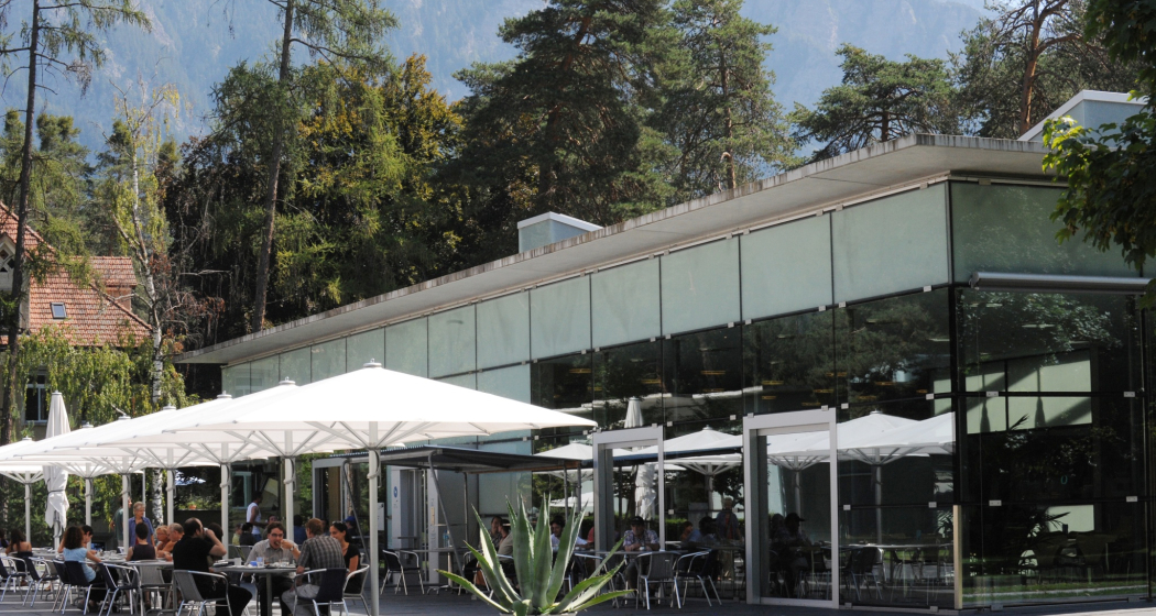 Restaurant La Plazza, Klinik Beverin (oua_611519638_image) Restaurant La Plazza, Klinik Beverin (oua_611519638_image)